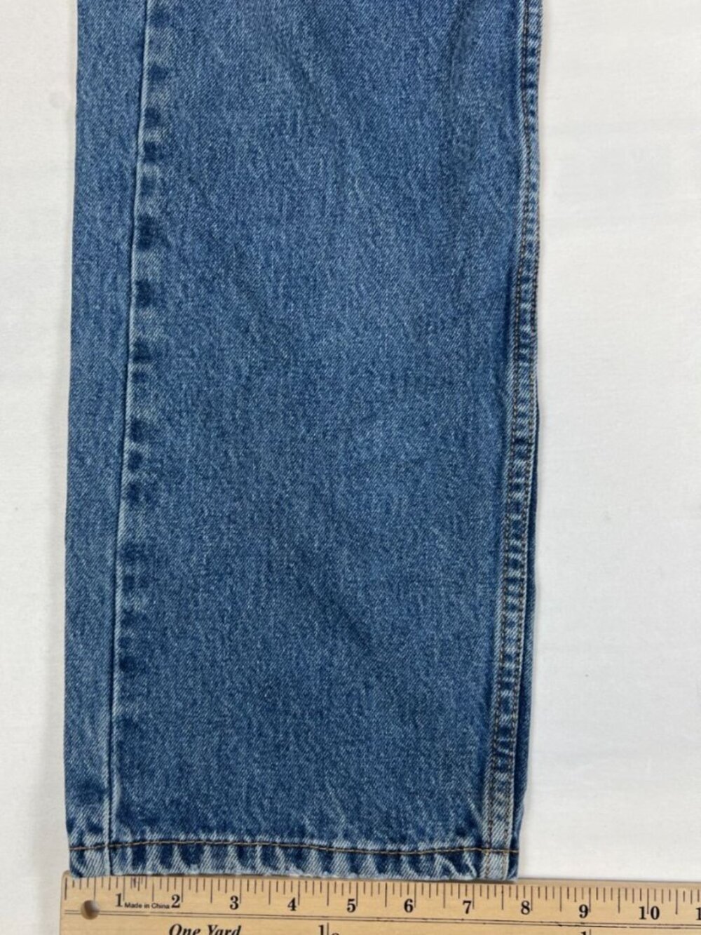 Levi's 505 Men's 35x32 Regular Fit Blue Denim Jeans Classic Straight Leg - Picture 4 of 7